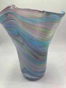 Murano große 9,75 x 9" gekräuselte blau rosa mundgeblasene Wirbel Kunstglas Vase PQ selten stabil - Bild 1 von 8