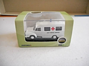 Oxford Commercials 76BED006 Bedford J1 Ambulance Army Medical Service 1:76 +Box - Picture 1 of 9