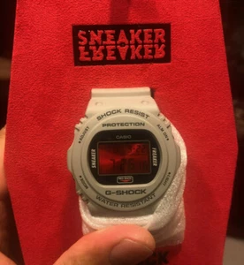 Sneaker Freaker x G-SHOCK DW-5700 ‘Redback’ - COFFIN EDITION NEW - Picture 1 of 9
