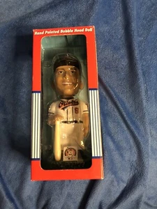 CAL RIPKEN JR. RUHESTAND BOBBLEHEAD BALTIMORE ORIOLES HANDBEMALT 2131 - Bild 1 von 2