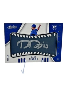 Panini Absolute 2021 - Material de béisbol de novato firmas Dane Dunning #121... - Imagen 1 de 2