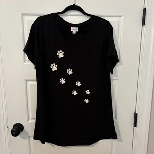 Lularoe Christy Tee Retail $36 - XL - Item#326 - Picture 1 of 4