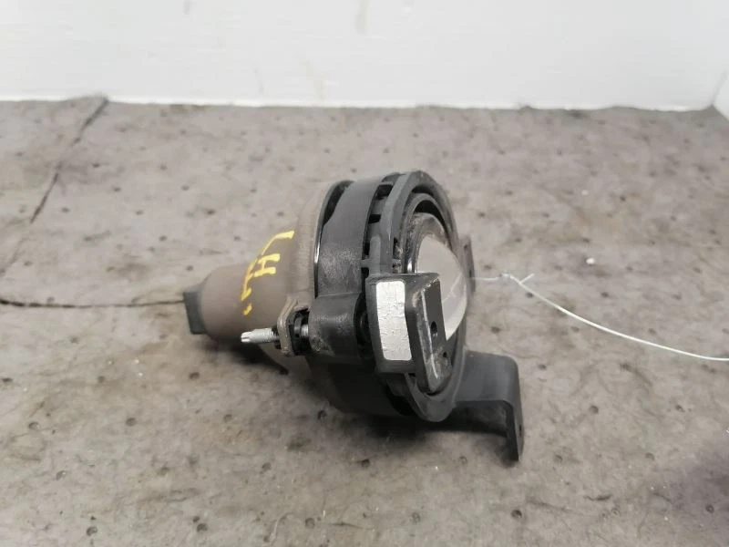 Lámpara antiniebla del lado del conductor compatible con 06-16 IMPALA 1159106 Foto 1 de 4