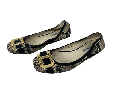 Via Spiga Cuero Negro Imitación Piel de Serpiente Ballet Planos Hebilla Dorada Talla 7.5 M Foto 1 de 4