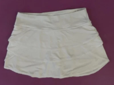 Minifalda de tenis plisada en capas blanca talla mediana Ideology para mujer Foto 1 de 4