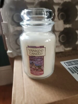 Yankee Candle большая банка ФЕСТИВАЛЬ ЦВЕТОВ САКУРЫ 22 унц.  НОВЫЙ - Изображение 1 из 4