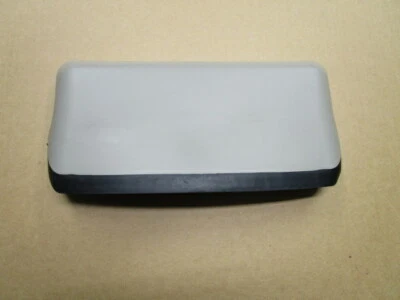 03-11 Lincoln Town Car luz de freno gris piedra OEM Foto 1 de 4