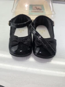 Vintage Wee Kinder Größe 0, Geburt bis 6 Monate schwarz weiche Sohlen Mädchen Schuhe #450-2 - Bild 1 von 12
