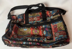Lesportsac Deluxe große Weekender Tasche Schmuckmuster Schultergurt Handgepäck Reise - Bild 1 von 10