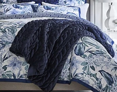 NIP LIZ CLAIBORNE KING/CAL KING  REVERSIBLE COMFORTER SET ELOISE BLUES GREEN WHI - Image 1 of 4