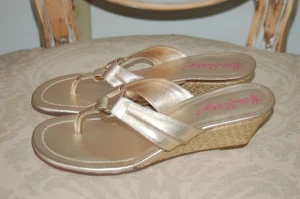 DAMENSCHUHE MCKIM GOLD LEDER KEILABSATZ SLIDE FLIP FLOP SANDALE 6,5 148 $ - Bild 1 von 5
