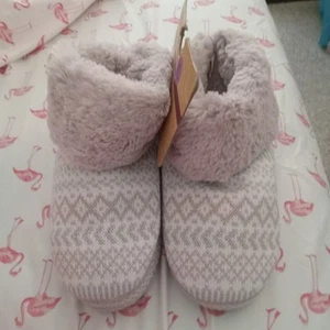 Muk Luks Slippers Size 11/12 New Women's - Picture 1 of 10