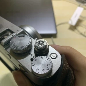 Maßgefertigter weicher Auslöser Sakura für Leica Panasonic Pentax Fuji - Bild 1 von 4