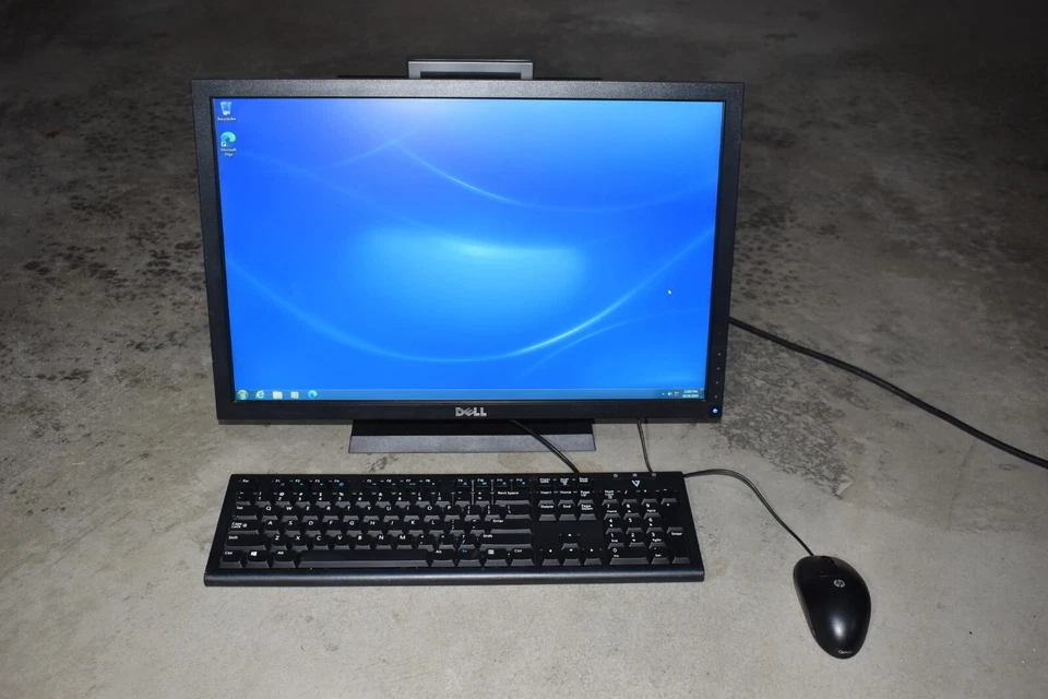 Dell Optiplex Quad Core i7-2600S 8GB 500GB HD Windows 7 Pro x64 22" LCD Monitor - Image 1 of 4
