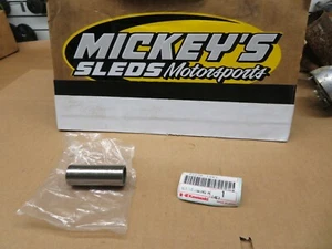 NOS OEM KAWASAKI KLX650 A1 A2 A3 C1 C2 C3 KX125 KX250 SWING ARM SLEEVE - Imagen 1 de 12