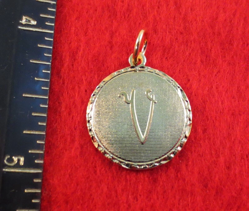 14KT GOLD EP LETTER V ROUND INITIAL DISC CHARM - Image 1 of 1