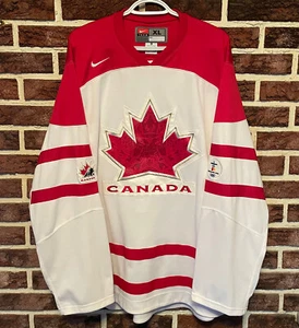 WORN ONCE!! Vtg 2010 NIKE Official TEAM CANADA Olympic GOLD MEDAL Jersey Mens XL - Picture 1 of 5