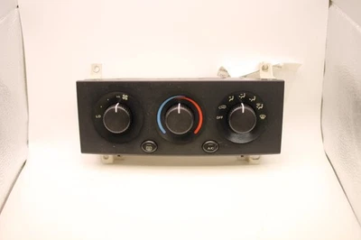 OEM Jeep P55115904AC Manual Temperature Control Panel Fits 2004 Grand Cherokee - Image 1 of 4