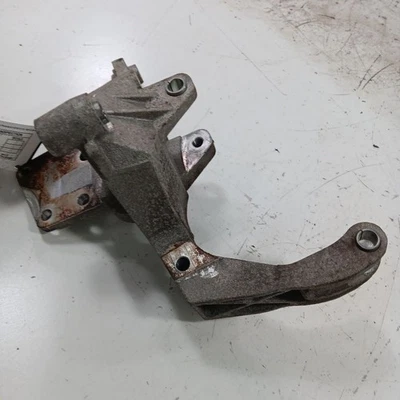 Soporte de montaje accesorios motor Fiat 500 1.4L 2014 2015 2016 Foto 1 de 4