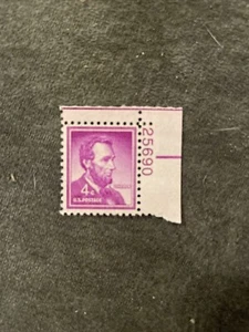 Abraham Lincoln 4 cent stamp purple very rare, Gem! - Picture 1 of 2