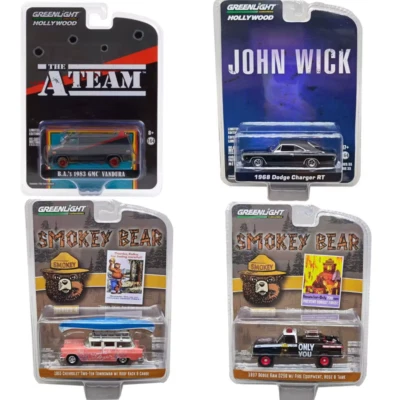 GREENLIGHT MODEL CARS SCALE 1/64 AUTO CLASSIC CULT MOVIE SMOKEY BEAR DIE CAST - Immagine 1 di 4