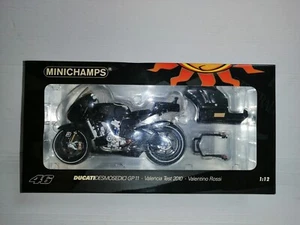 DUCATI DESMOSEDICI GP11 TEST VALENCIA 2010 VALENTINO ROSSI MINICHAMPS 1/12 - Foto 1 di 3
