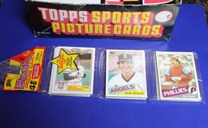 Paquete de rack de béisbol Topps 1985 con estrellas mostrando a Ozzie Smith Reggie Jackson - Imagen 1 de 2