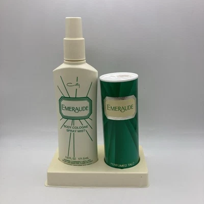 Juego De Colección De Emeraude Body Colonia Spray Niebla Y Talco Perfumado Polvo Nuevo Foto 1 de 3