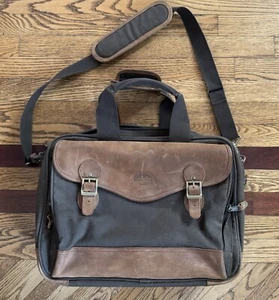 Cabela’s Leather & Canvas Laptop/Computer Business School Messenger Bag!! Unisex - Picture 1 of 3