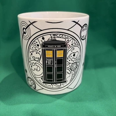 Taza de café grande Doctor Who caja de policía BBC Foto 1 de 4