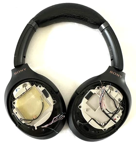 Sony WH-1000XM3 Black Wireless Bluetooth Headphones For Parts READ - Picture 1 of 13