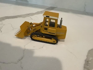 CONRAD - CARGADOR DE ORUGAS LIEBHERR LR 621 - DIECAST 1/50 - Imagen 1 de 5