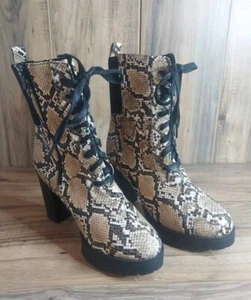 Forever Snake Skin Platform Boots Size 8.5 - Picture 1 of 9