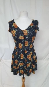 Ladies/Girls dress, ASOS Petite, Black, Sunflowers print, UK 6/EUR 34/US 2, 0773 - Picture 1 of 5