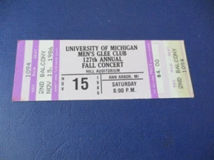 Boleto de concierto 1986 University of Michigan Glee Club para hombres Stub Hill Aud. - Imagen 1 de 2