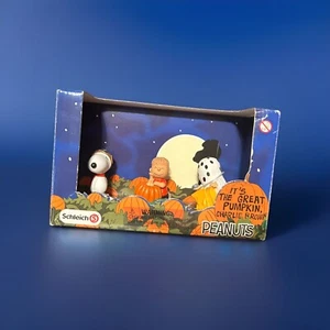 Schleich Peanuts It's The Great Pumpkin Charlie Brown NIP - Picture 1 of 3