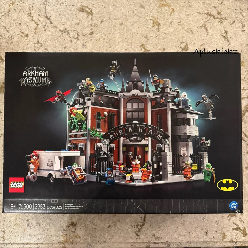 lego 76300 Arkham Asylum DC Batman 2,953 Pieces Brand New Sealed! - Image 1 of 4