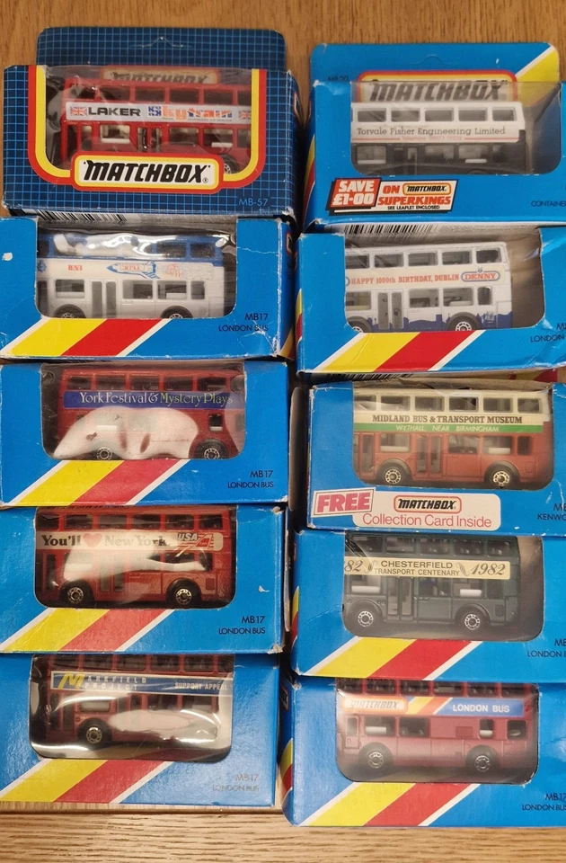 Lote de 10 autobuses Matchbox MB17 The Londoner varios diseños Joblot  Foto 1 de 4