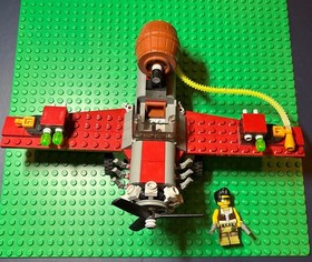 LEGO Monster Fighters: The Ghost Train (9467) plane build only red jet