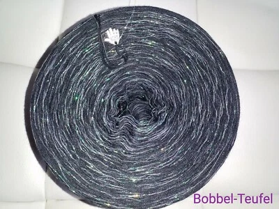 BOBBEL-TEUFEL  Bobbel Tiefschwarz 3 Fädig  + Irise Perlenglanz Farbverlaufsgarn - Bild 1 von 3