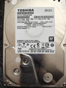Toshiba 3TB 3,5“ DEFEKT DT01ACA300 HDD SATA 220 0A90380 01 Festplatte - Bild 1 von 2