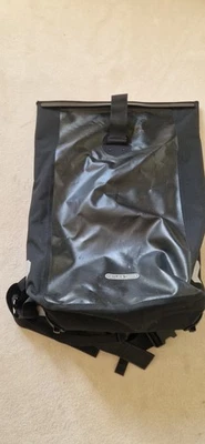 Ortlieb Rucksack "Messenger" 39 Liter, misst 50 cm in der Höhe, 39 cm in der Breite - Bild 1 von 2