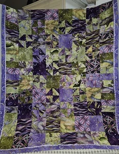 QUILT, skurriles Libellenmuster, 48 x 36 für BABY, BETTWÄSCHE, SCHOSSÜBERWURF, NEU - Bild 1 von 15