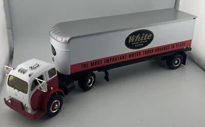 Raro First Gear Semi WHITE 300 Motor Company - Imagem 1 de 4