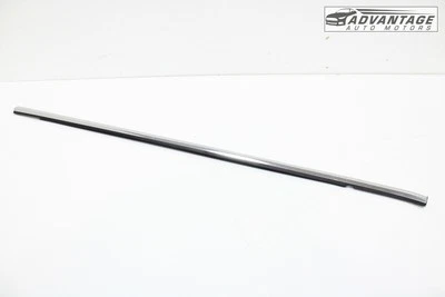 2017-2022 起亚 SPORTAGE S 前左侧门板车窗皮带成型原始设备制造商 — 第 1/4 张图片