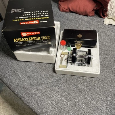 Abu Garcia 5000 C Fishing Reel Ambassador Model Foot # 730101 - Image 1 of 4