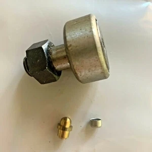 IKO Cam Follower Bearing - CF12VBUU - # 4855 - Picture 1 of 3