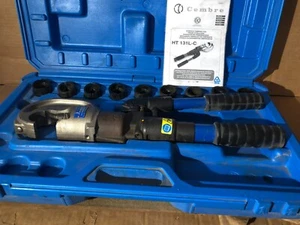 Crimpatrice idraulica Cembre HT131L-C crimpatrice crimpatrice per cavi con 9 matrici - Foto 1 di 8