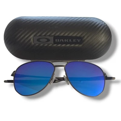 Oakley Sunglasses Polarized 004147 Chrome Blue Lens Pilot Frame Aviator  - Image 1 of 4