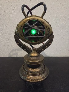 Marvel Legends Eye of Agamotto Replica Doctor Strange Light-Up Time Stone Prop - Picture 1 of 10